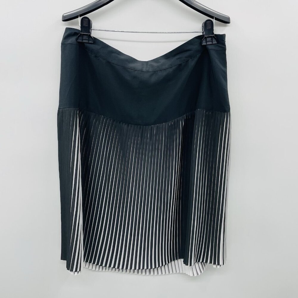 Lane Bryant‎ Womens Size 14 Accordion Pleated Side Zip Skirt in Black/White 2569
